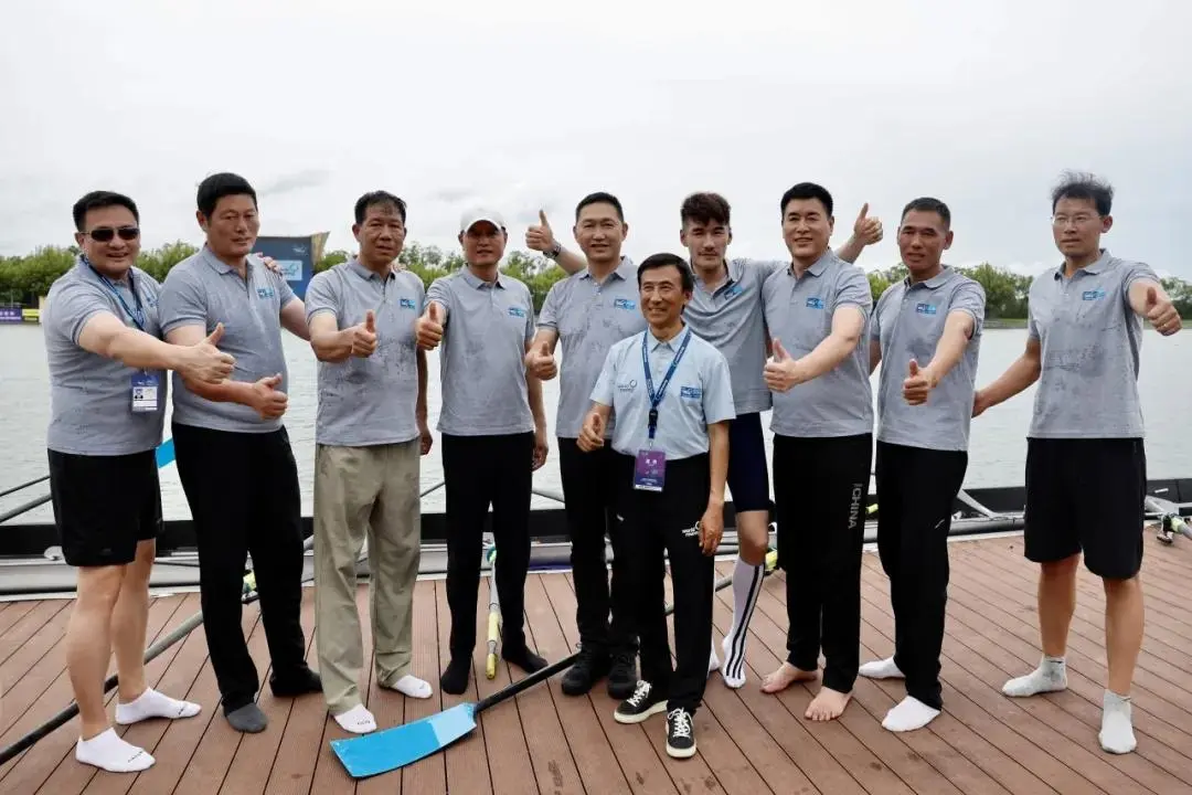 而当李建新, 在中国赛艇 而当李建新, 在中国赛艇