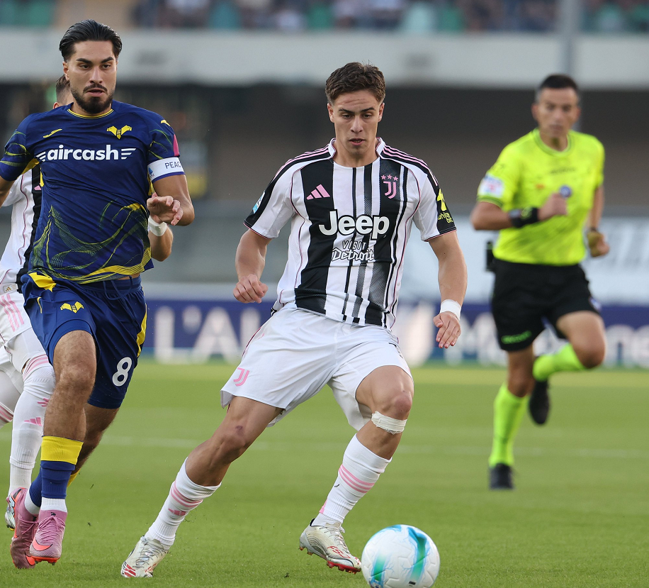 回到了中场, 的意大利国 回到了中场, 的意大利国