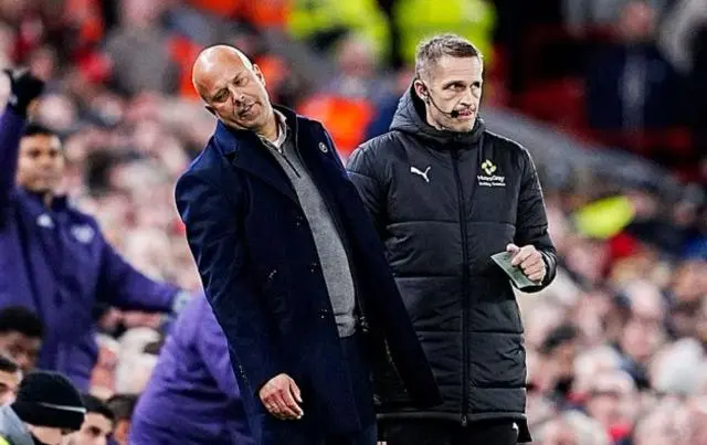 他有时甚至, alkSP 他有时甚至, alkSP